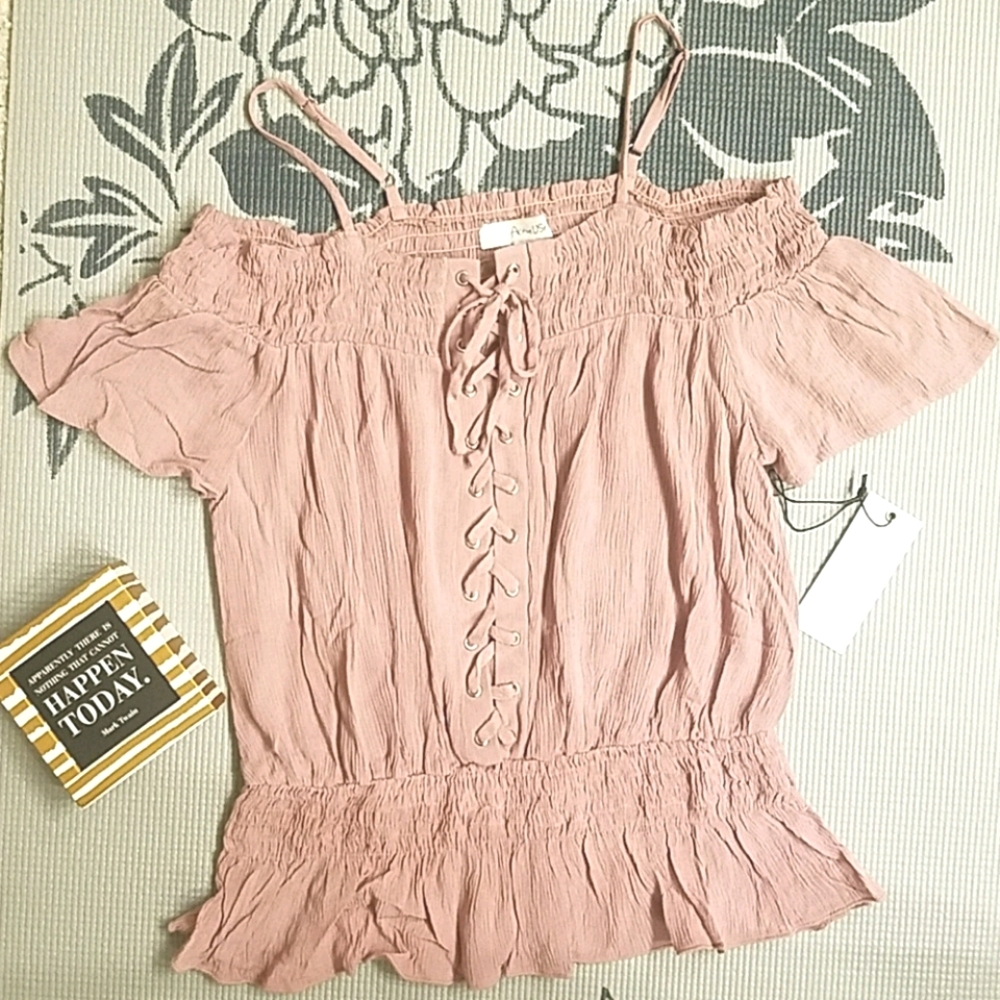 ACTIVE USA Pink Top Medium NWT - Picture 2 of 5